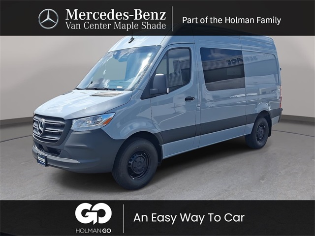 2025 Mercedes-Benz Sprinter Crew Van Base's photo