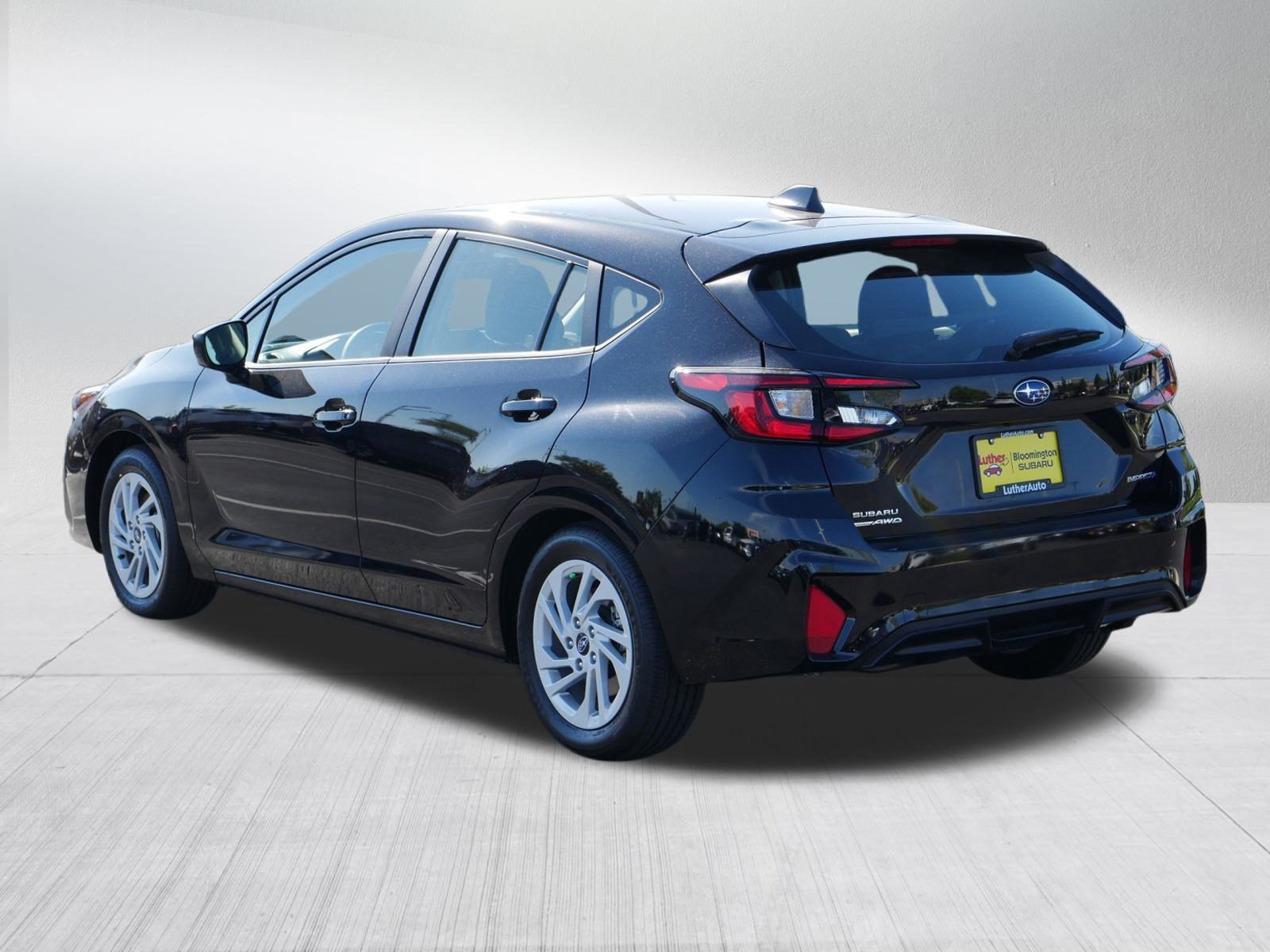 2025 Subaru Impreza Base photo 5