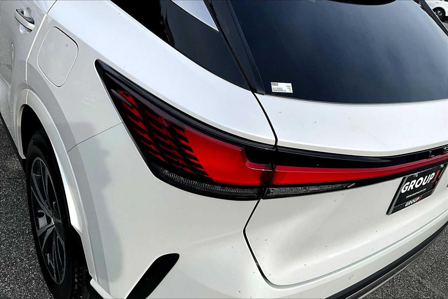 2024 Lexus RX Premium AWD photo 27