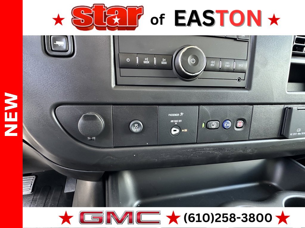 2025 Gmc Savana Cutaway 3500 photo 12
