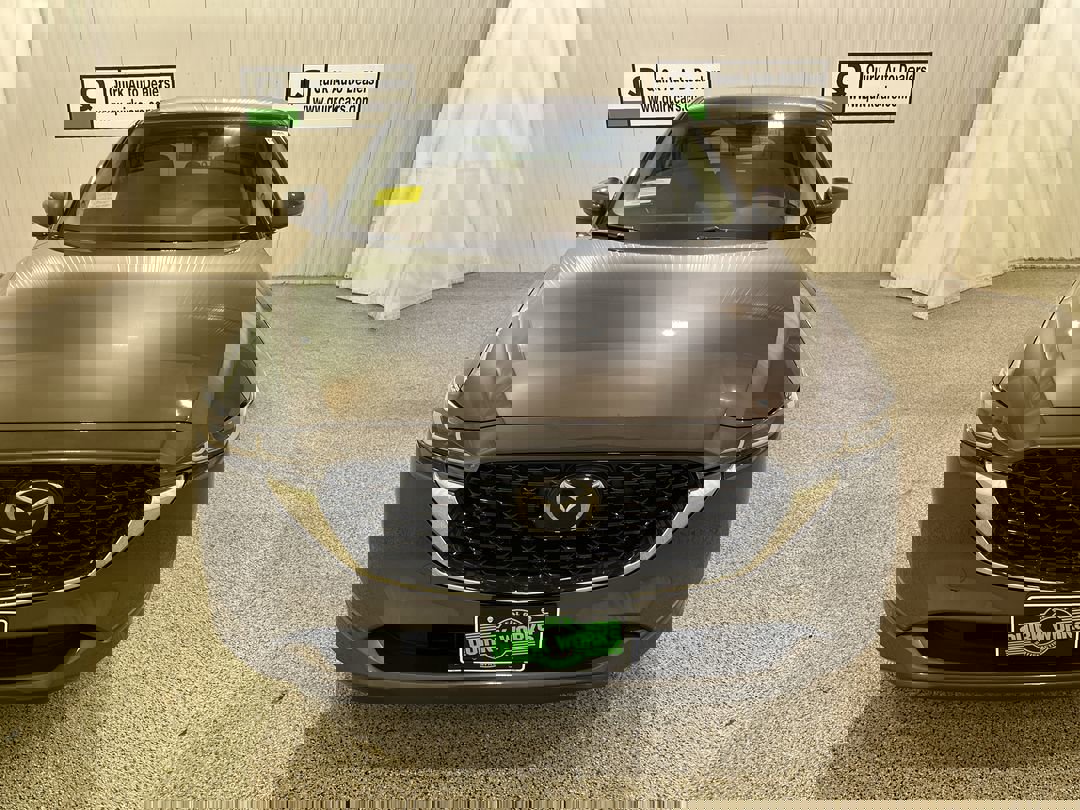 2025 Mazda CX-5 2.5 S Preferred photo 2