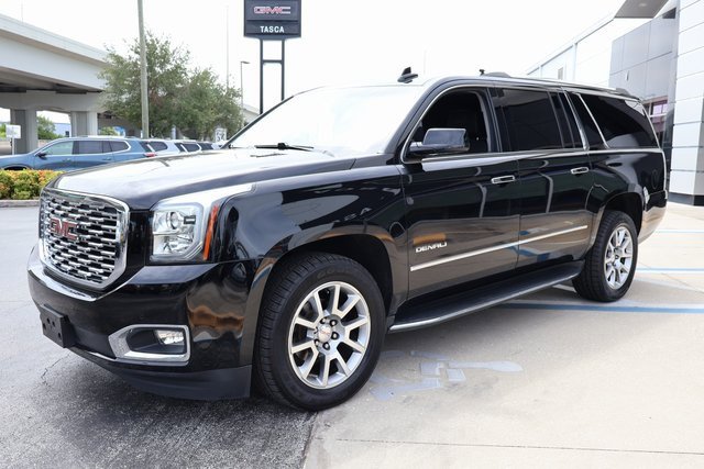 2019 Gmc Yukon XL Denali photo 3