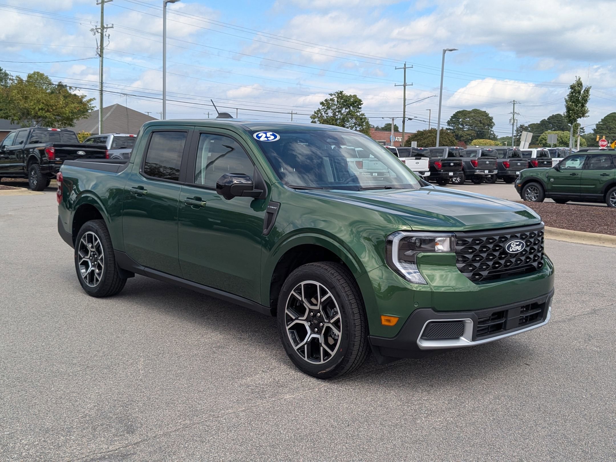 2025 Ford Maverick Lariat photo 4