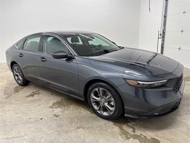 2023 Honda Accord Hybrid EX-L photo 3