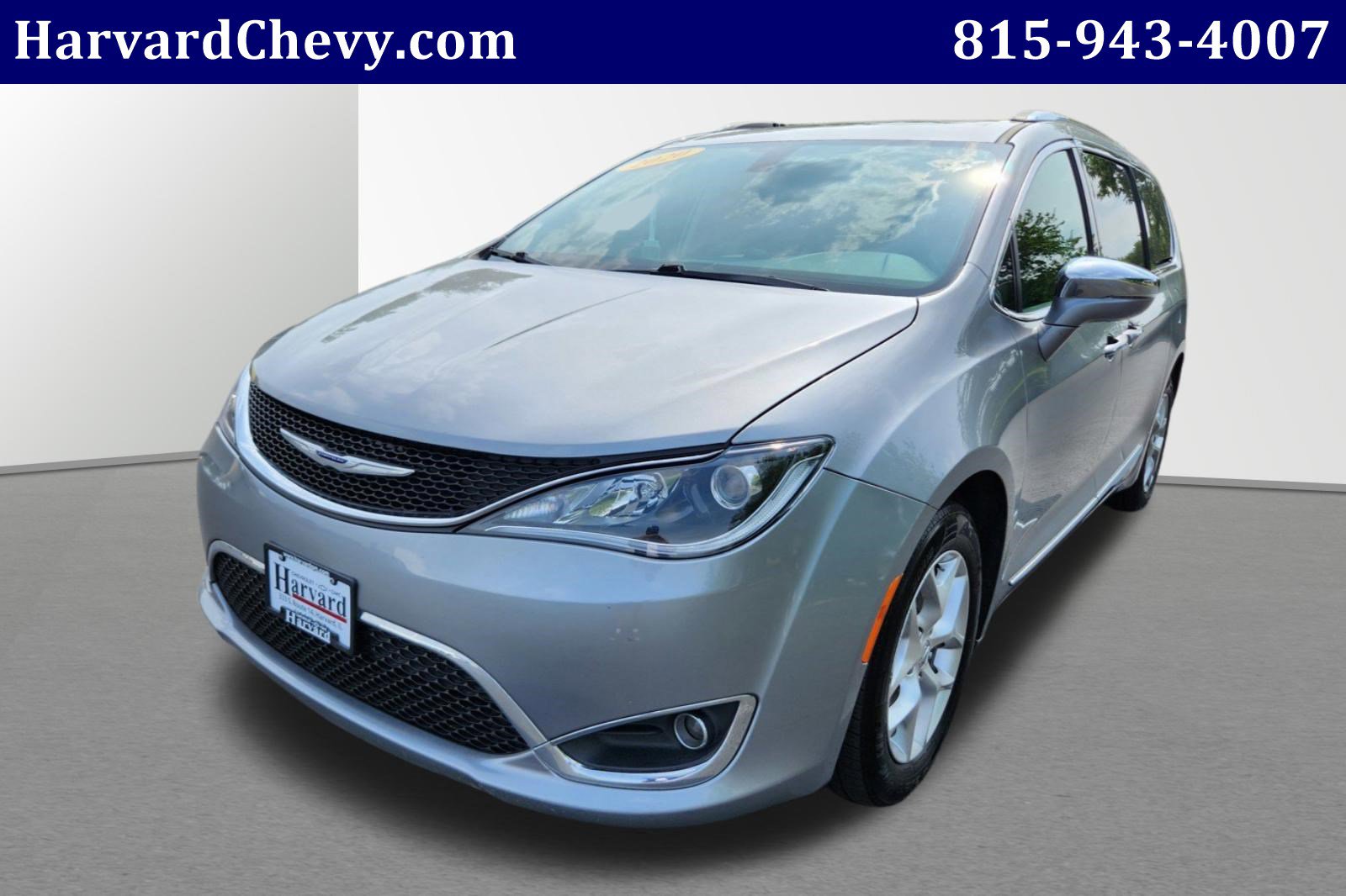2020 Chrysler Pacifica Limited photo 3