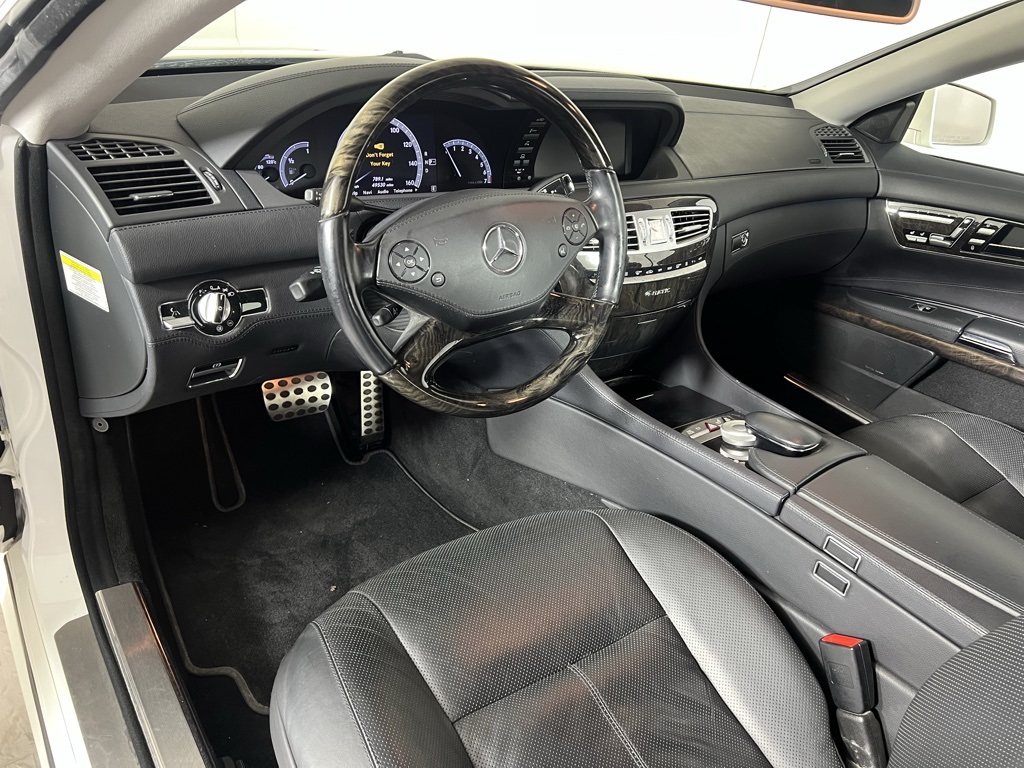 2014 Mercedes Benz CL 550 4MATIC photo 4