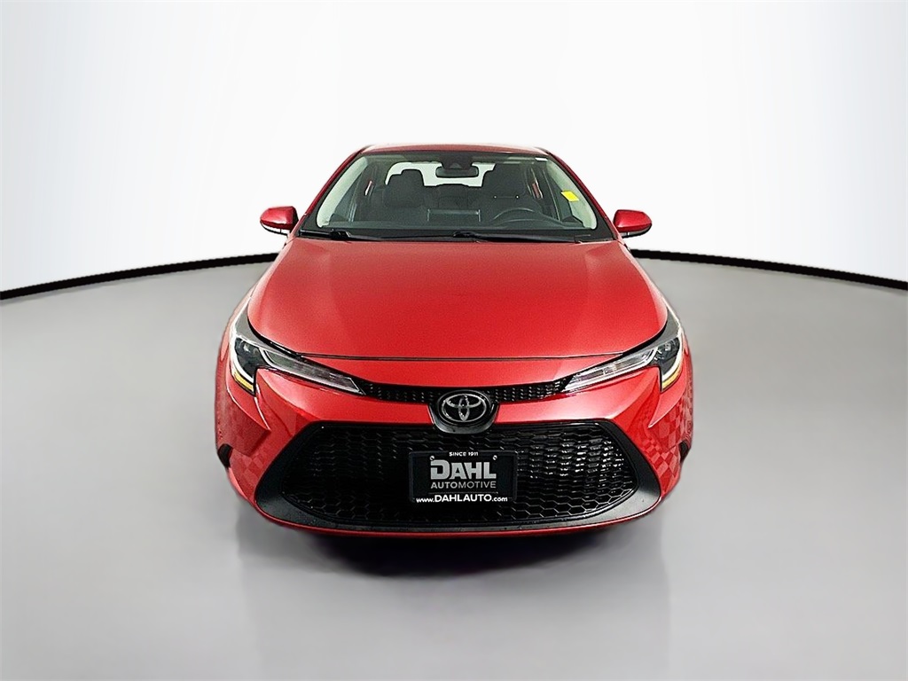 2021 Toyota Corolla LE photo 3