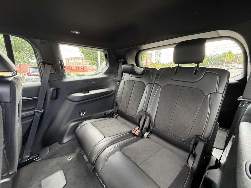 2025 Jeep Grand Cherokee Altitude X photo 17