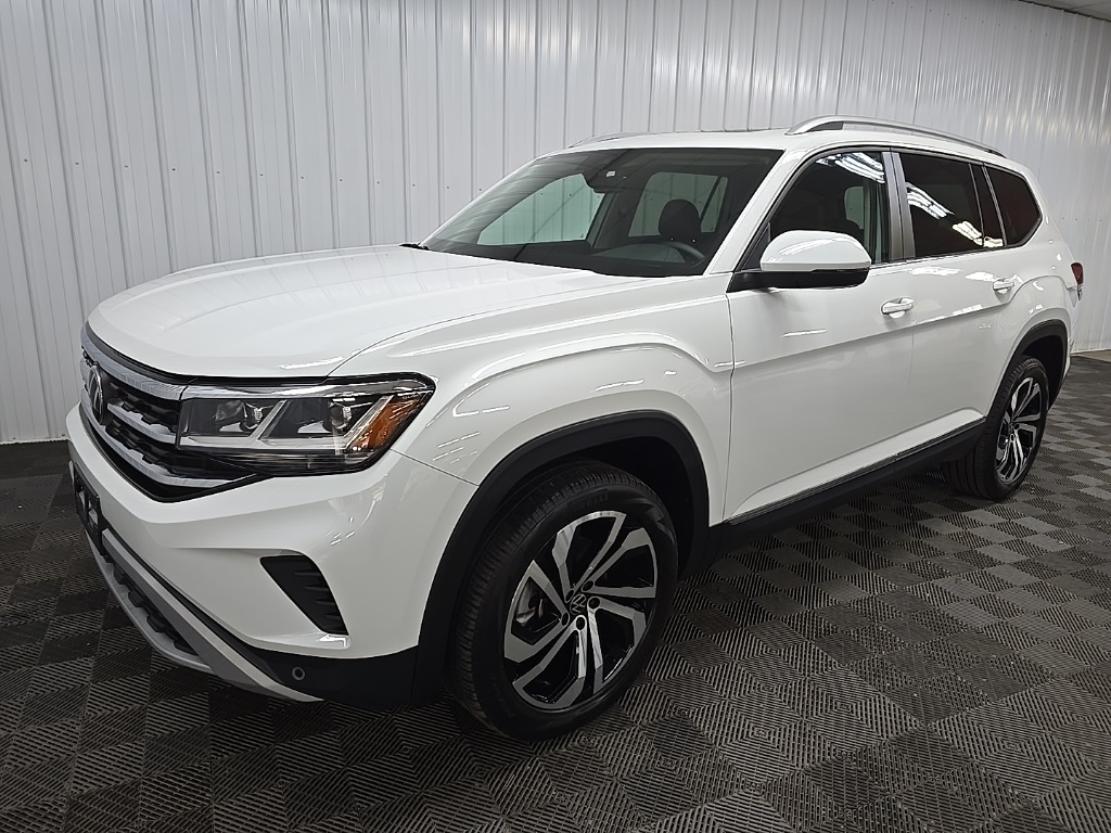 2022 Volkswagen Atlas SEL photo 8