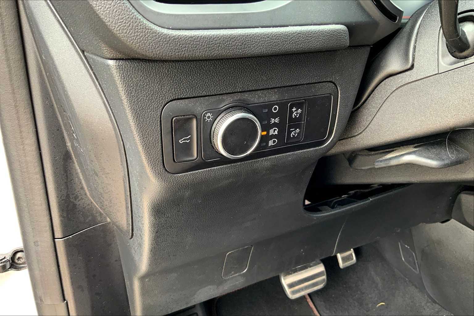 2023 Ford Escape ST-Line photo 29