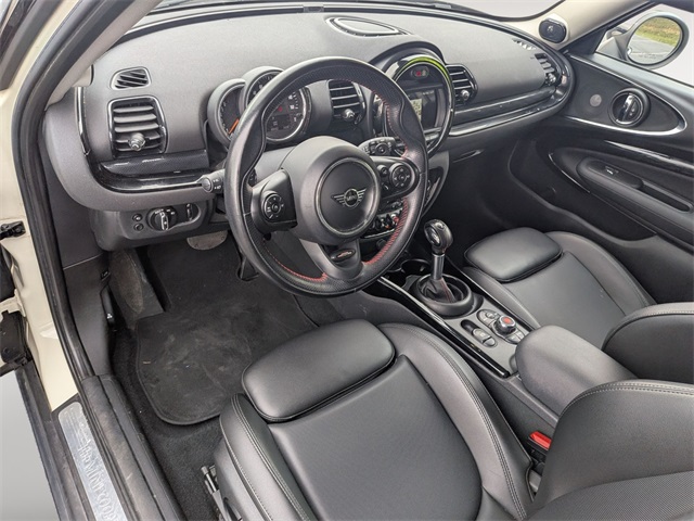 2019 Mini Cooper Base S ALL4 photo 7