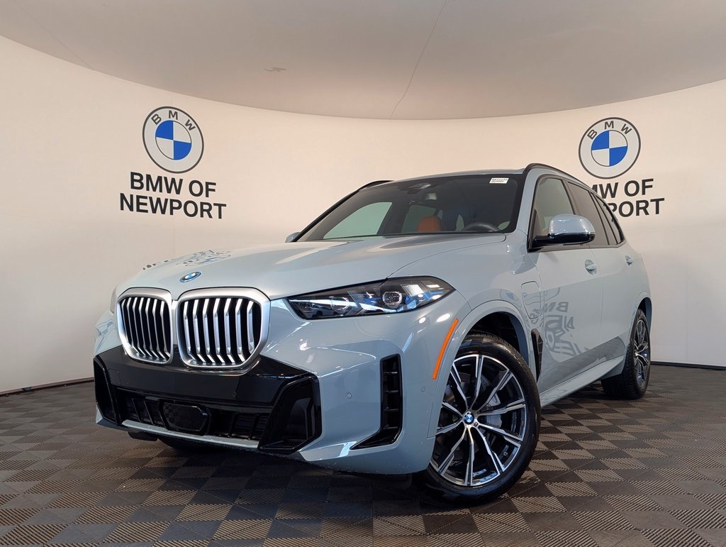 2026 BMW X5 50e's photo