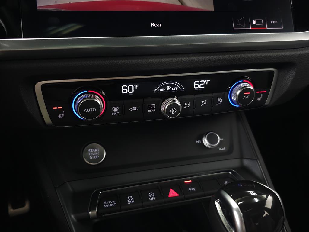 2020 Audi Q3 S line Premium Plus photo 26