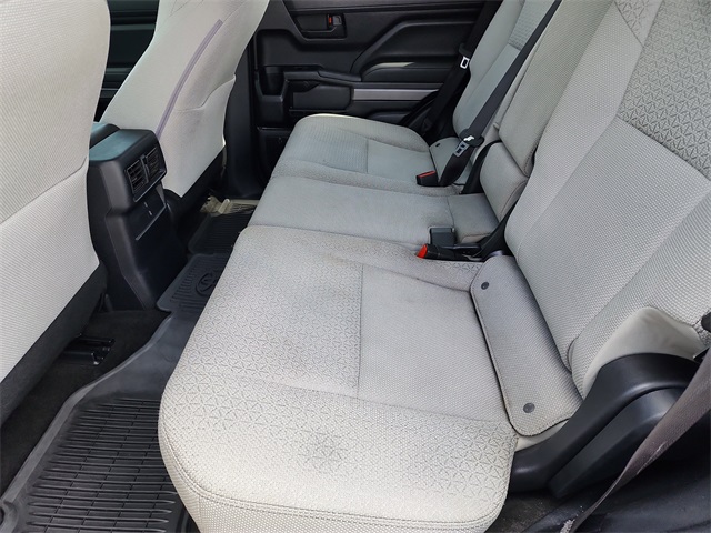 2025 Toyota 4Runner SR5 4WD photo 12