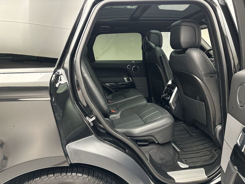 2021 Land Rover Range Rover Sport HST photo 10