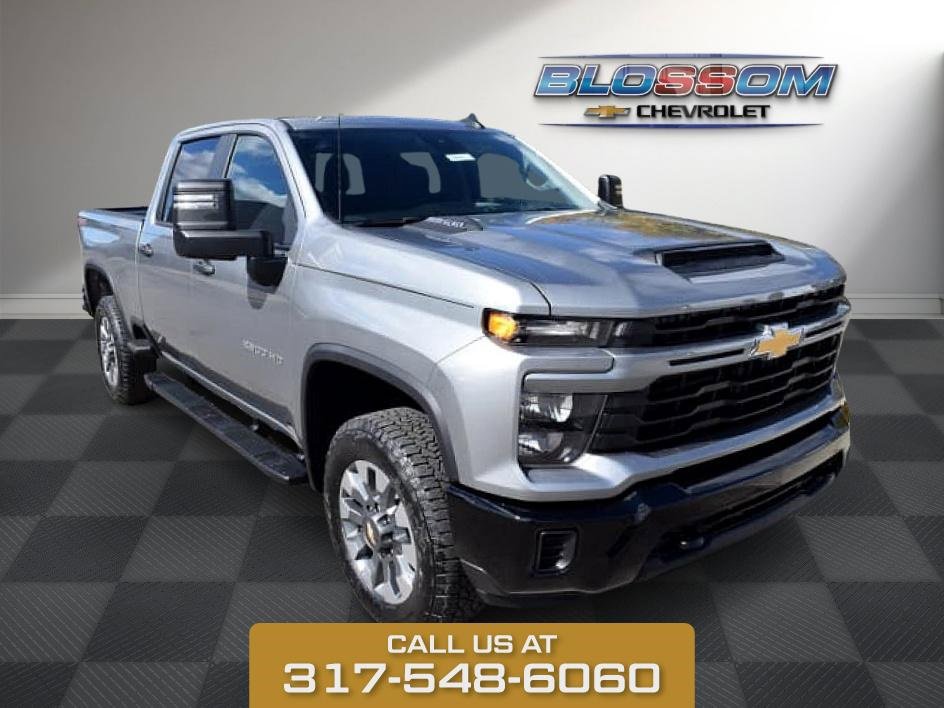2026 Chevrolet Silverado 2500HD Custom's photo