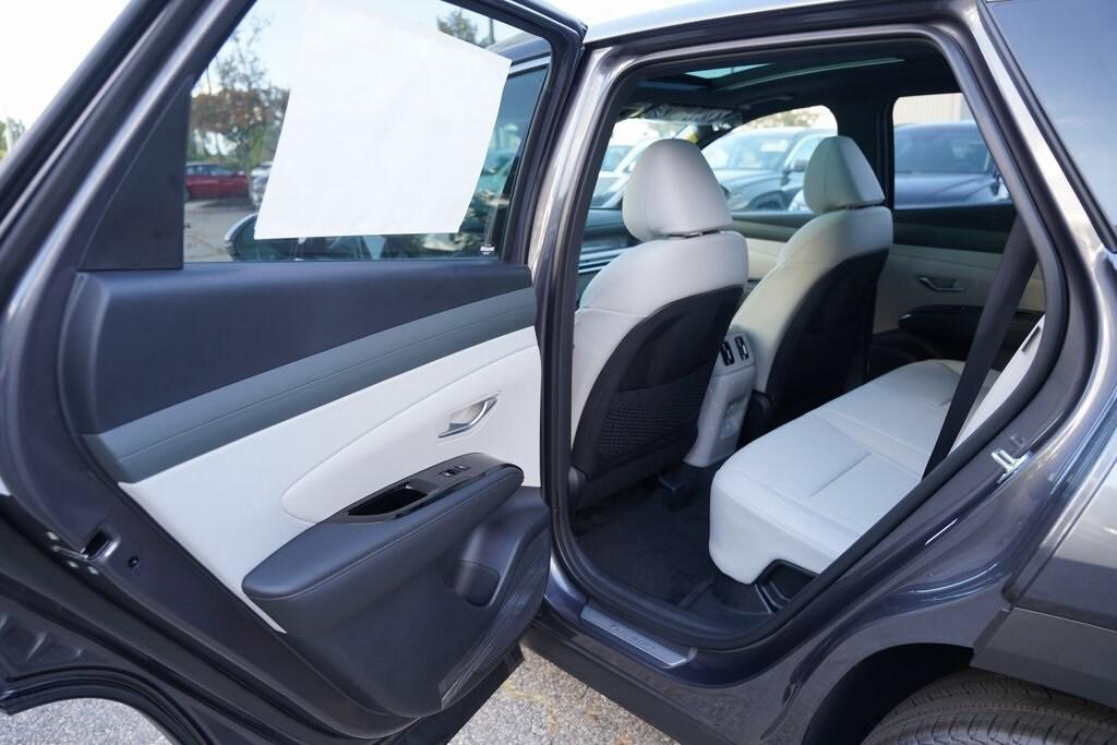 2025 Hyundai Tucson Hybrid Limited photo 12