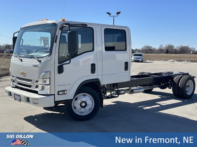 2024 Chevrolet Low Cab Forward 5500 XG 