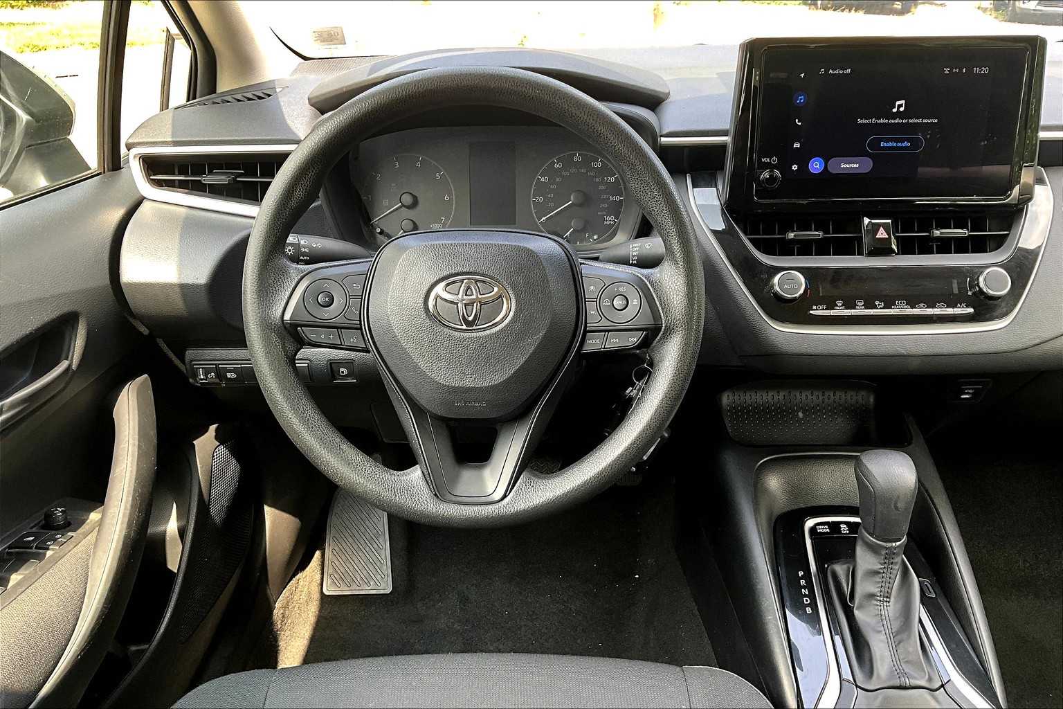 2023 Toyota Corolla Hybrid LE photo 5