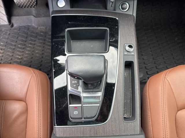 2022 Audi Q5 45 S line Premium photo 8