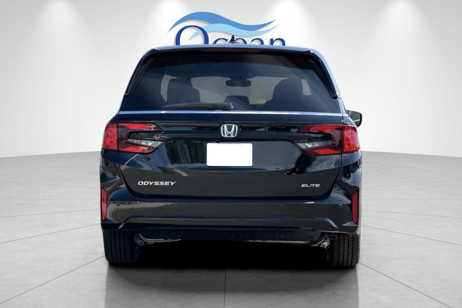 2026 Honda Odyssey Elite photo 4