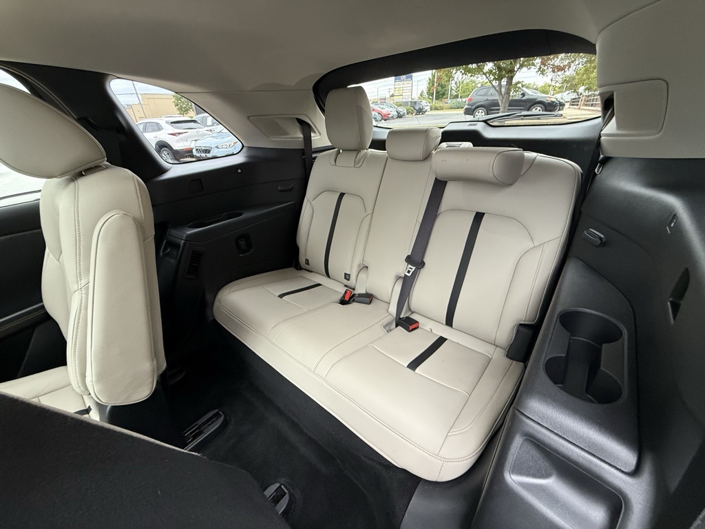 2024 Mazda CX-90 Plug-in Hybrid Premium photo 3