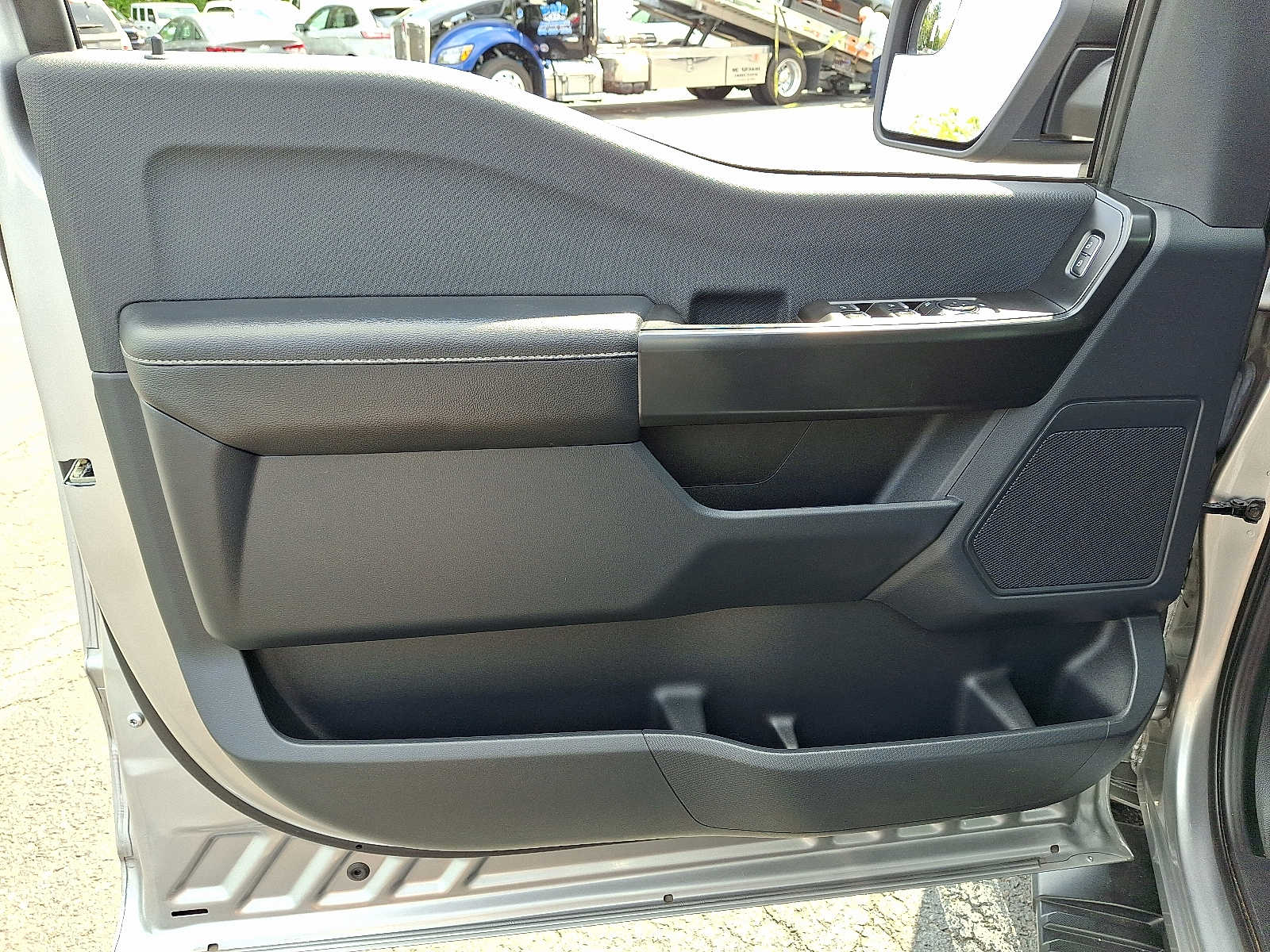 2022 Ford F-150 XL photo 13