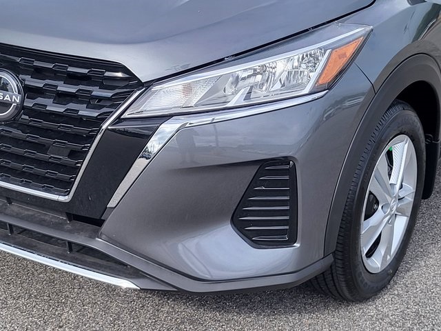 2025 Nissan Kicks Play S photo 6