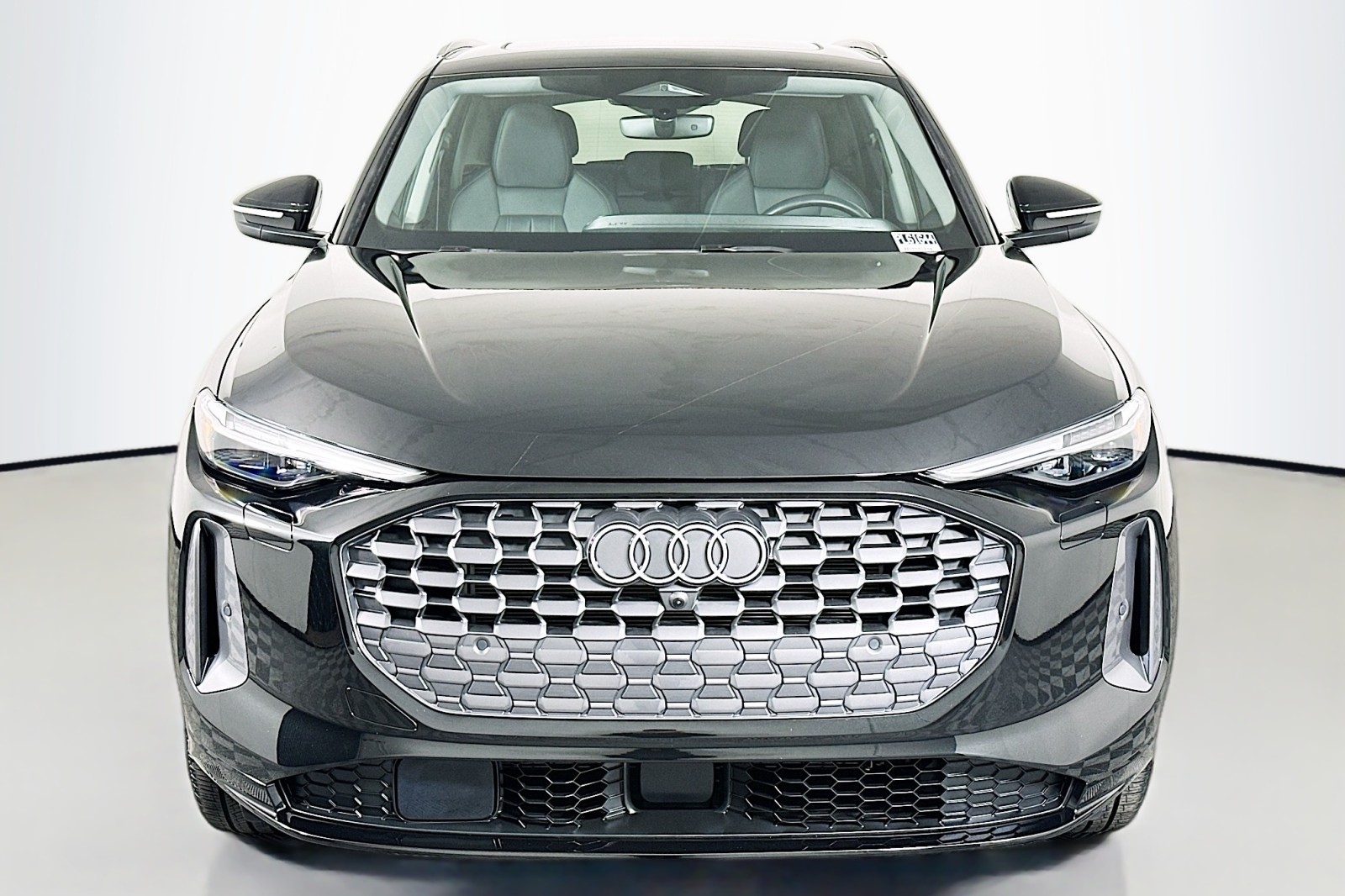 2025 Audi Q5 Premium Plus photo 2