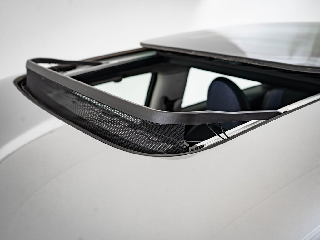 2025 Mini Cooper Hardtop S photo 13
