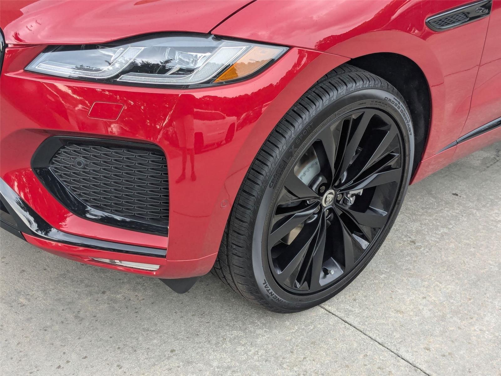2026 Jaguar F-PACE P250 R-Dynamic S photo 9