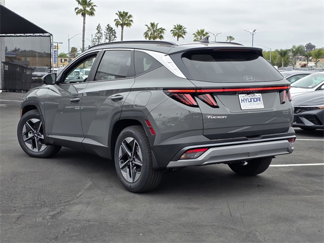 2025 Hyundai Tucson SEL Convenience photo 4