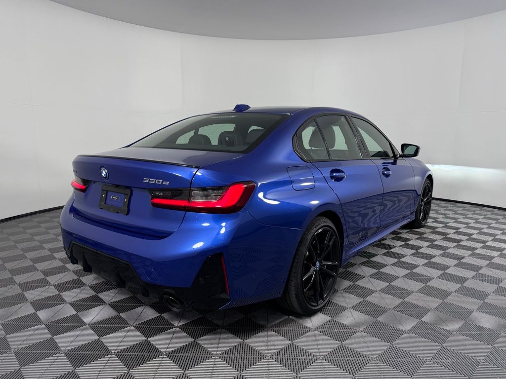 2024 Bmw 330e xDrive photo 5