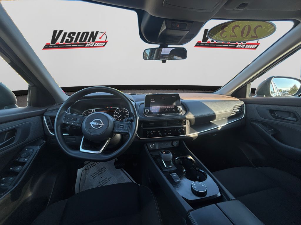 2023 Nissan Rogue S photo 22