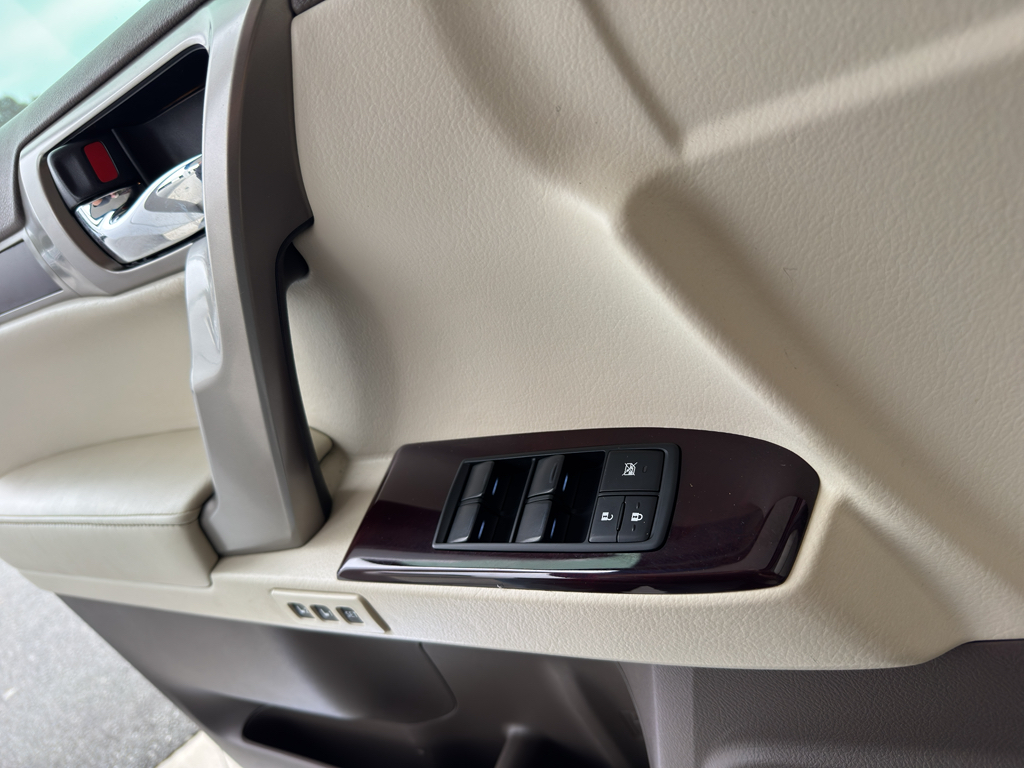 2019 Lexus GX 460 Premium photo 14