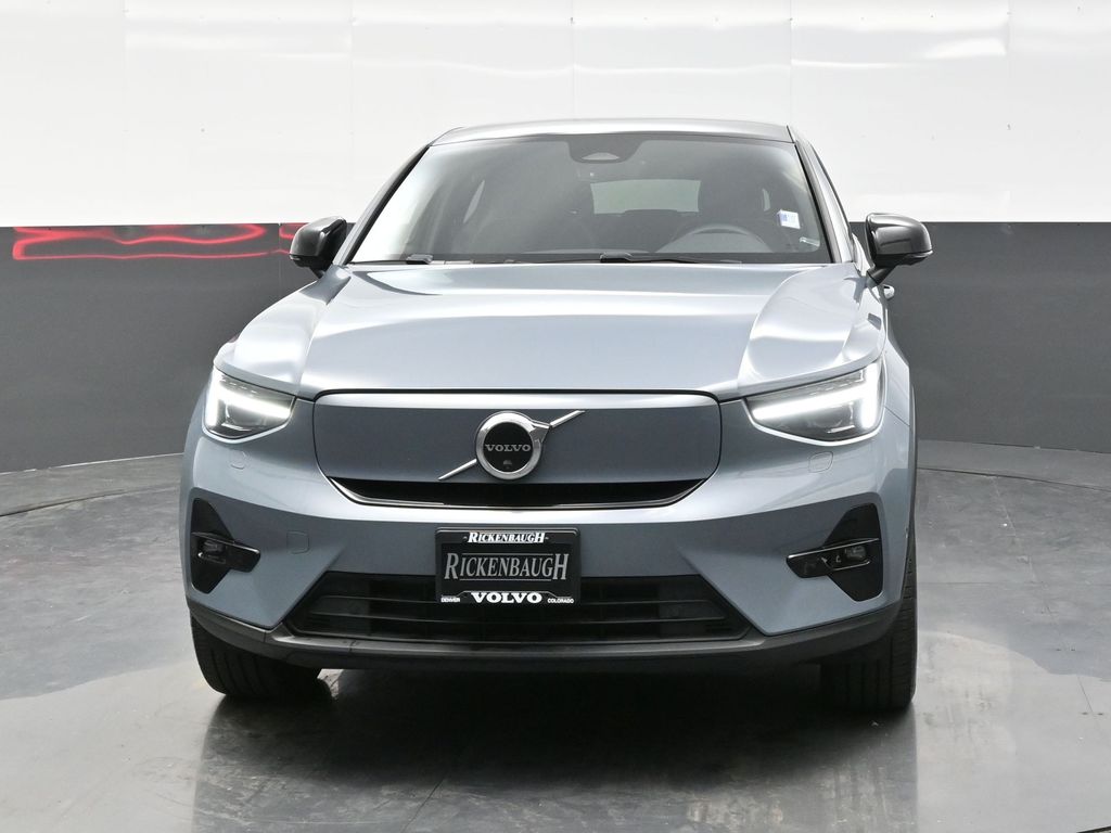 2023 Volvo C40 Ultimate photo 2