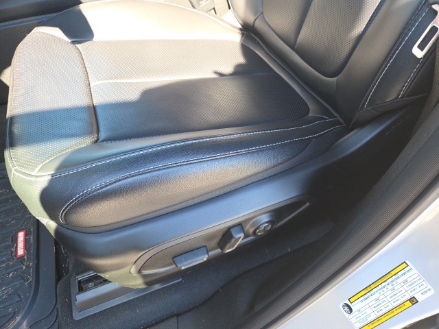 2025 Jeep Grand Cherokee Limited photo 3