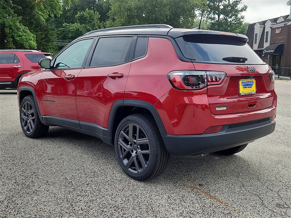 2025 Jeep Compass Limited photo 3
