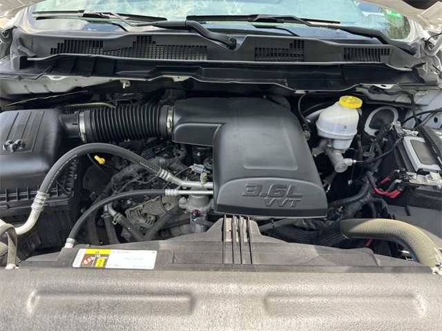 2023 Ram 1500 Classic SLT photo 13