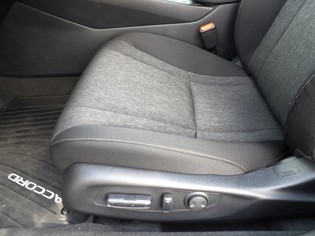 2025 Honda Accord SE photo 14