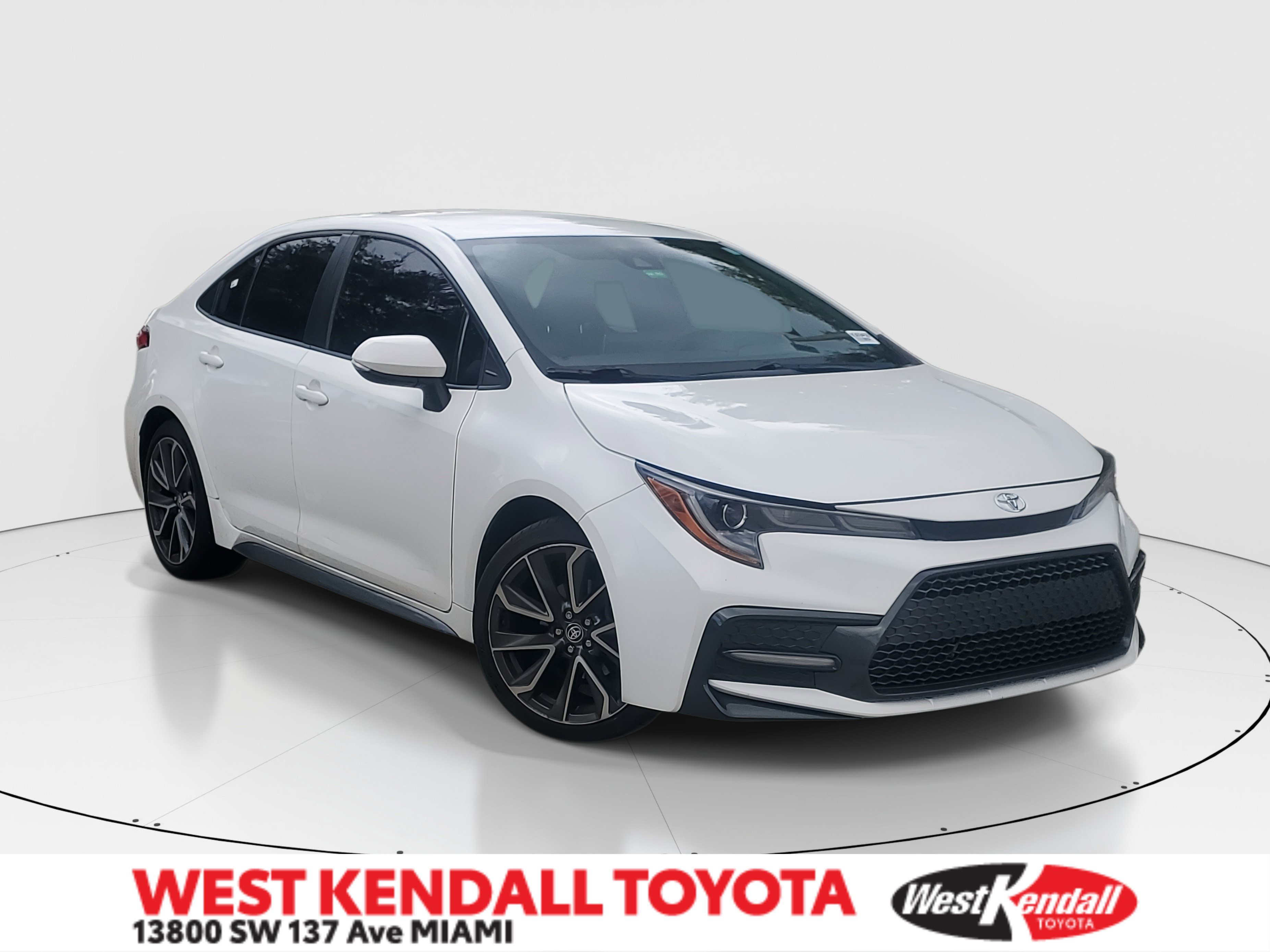 2021 Toyota Corolla SE's photo