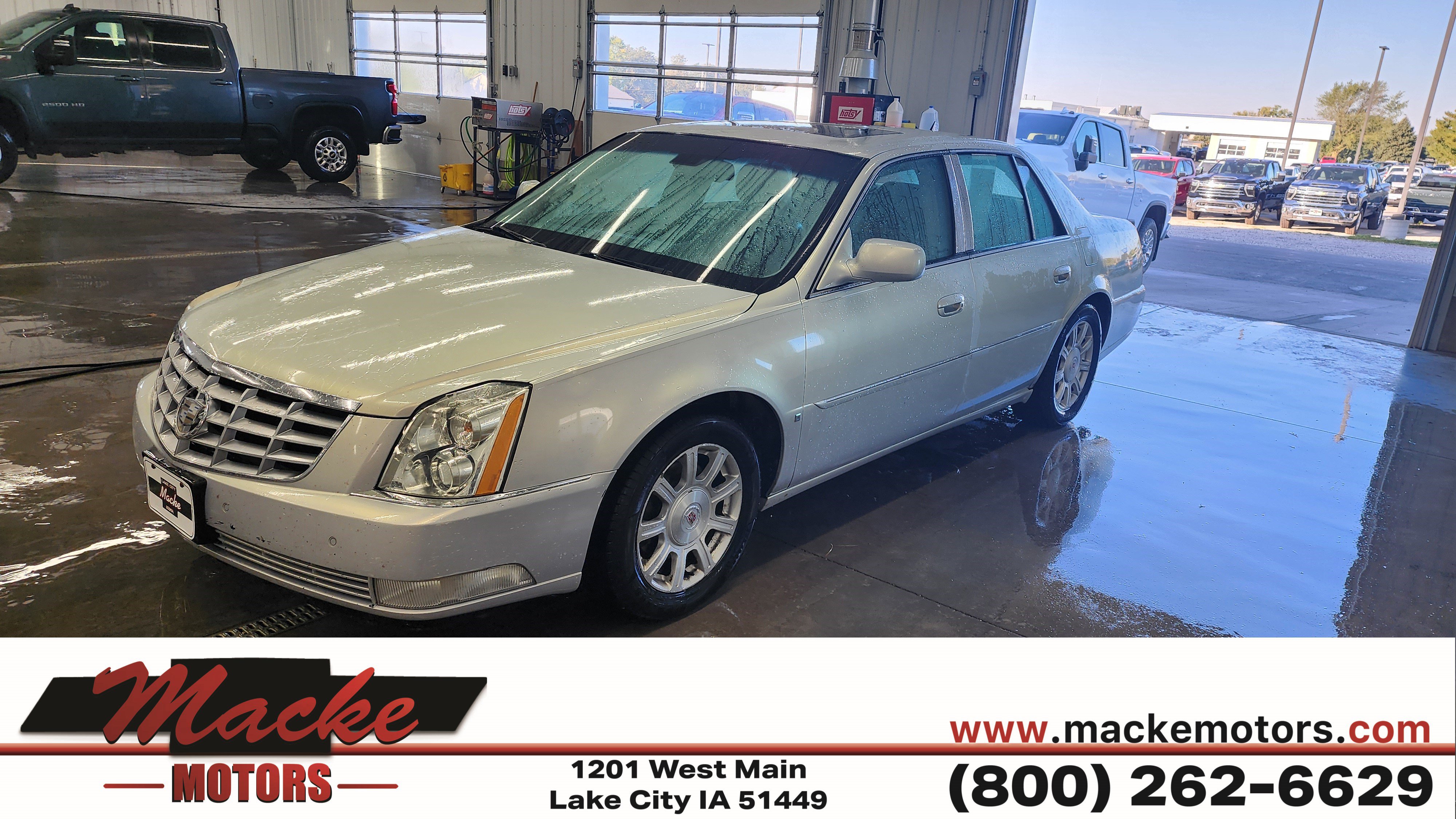 2007 Cadillac DTS Luxury II