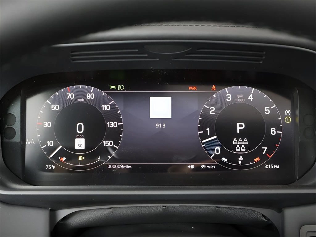 2025 Land Rover Discovery Metropolitan Edition photo 24