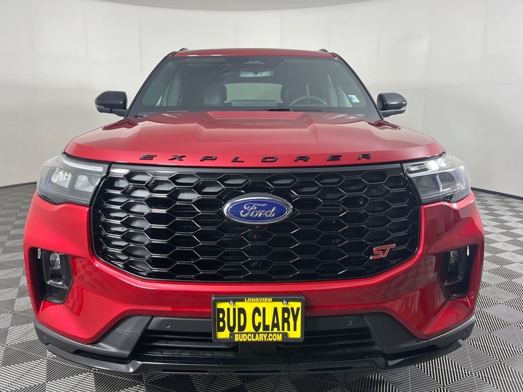 2025 Ford Explorer ST photo 2