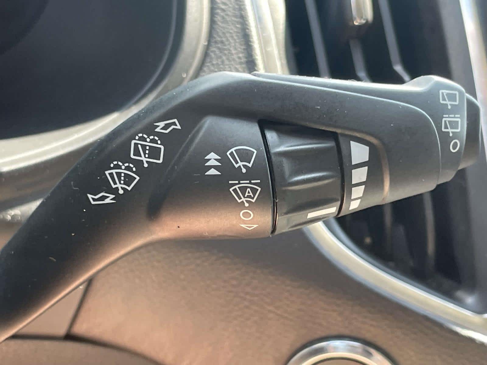2024 Ford Edge Titanium photo 33