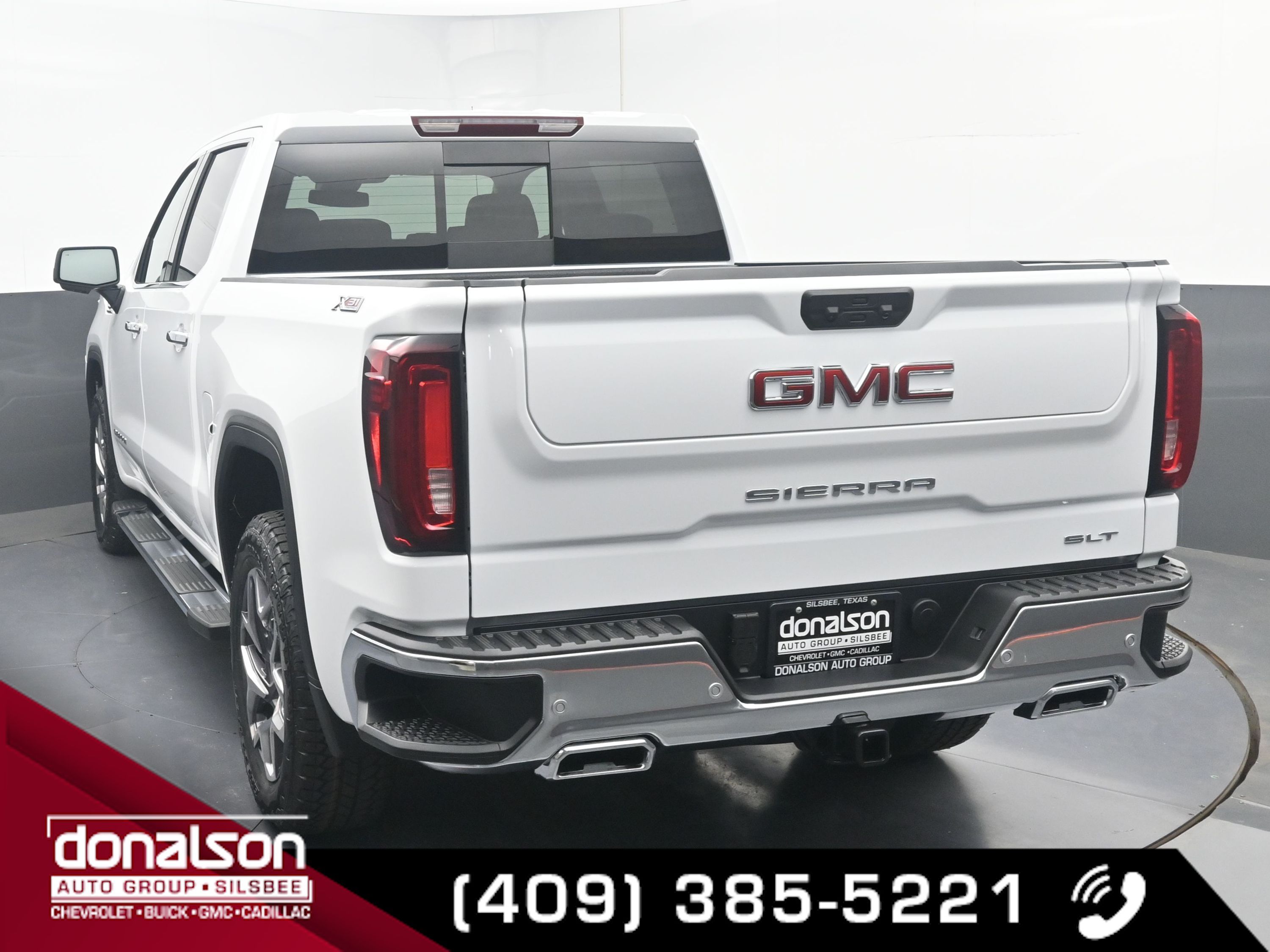 2026 Gmc Sierra SLT photo 3