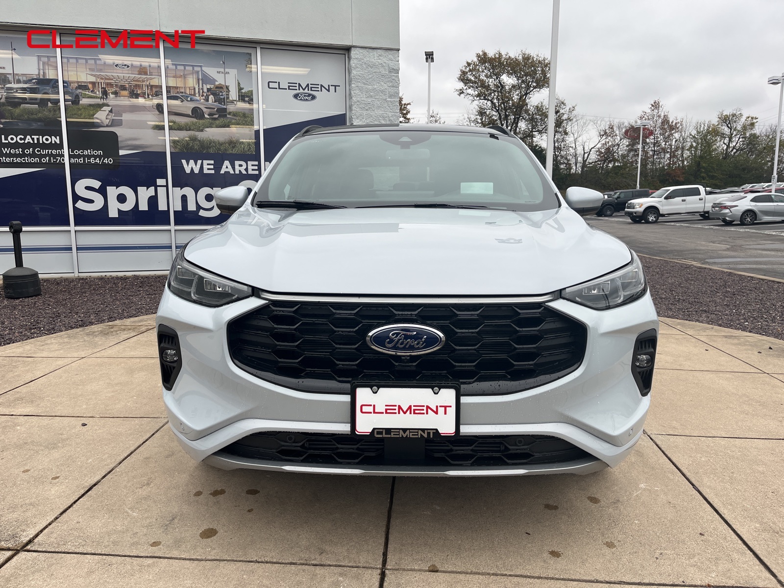 2025 Ford Escape ST-Line Elite photo 2