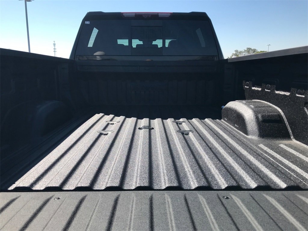 2026 Gmc Sierra 2500 HD AT4X photo 32