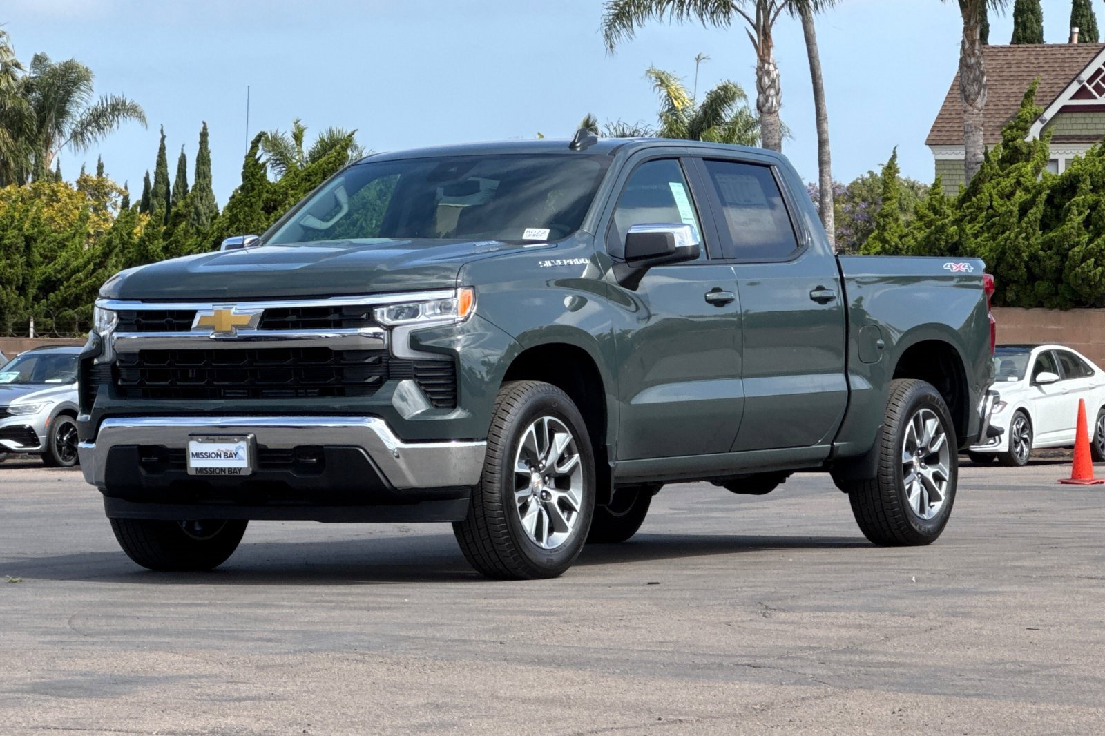 2025 Chevrolet Silverado 1500 photo 8