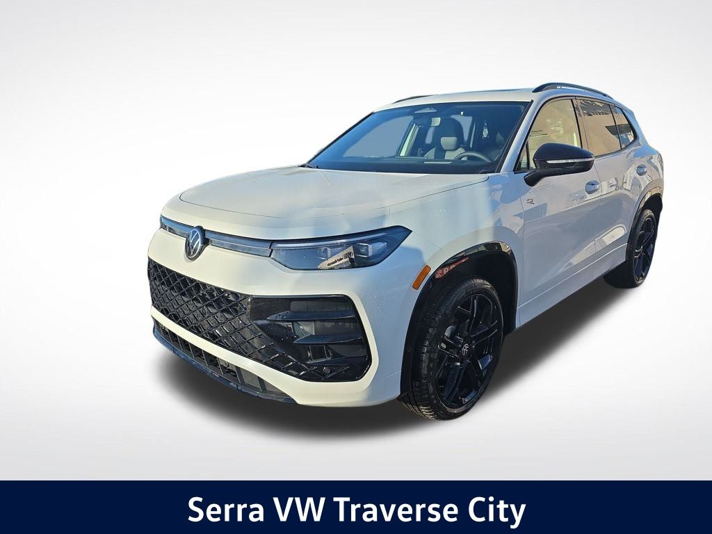 2026 Volkswagen Tiguan SE R-LINE BLACK's photo